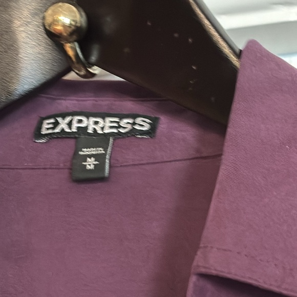 Express M plum fitted long sleeve shirt 2 pockets v neck button up - Picture 4 of 10